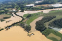 Paraná está ajudando nos atendimentos em Santa Catarina com equipe aérea e helicóptero