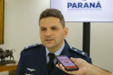 Curitiba, 24 de outubro de 2023 - O governador Carlos Massa Ratinho Jr., recebe em seu gabinete a visita de representantes do Cindacta II e concede Medalha de Honra da Casa Militar para oficiais.