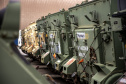 Porto de Paranaguá recebe 30 unidades de blindados para o Exército Brasileiro