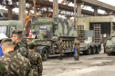 Porto de Paranaguá recebe 30 unidades de blindados para o Exército Brasileiro