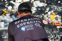 Em mutirão de apenas duas horas, Estado recolhe 7 mil itens de lixo na Ilha do Mel
