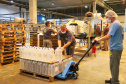 INDUSTRIA