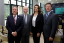 O governador em exercício Darci Piana participou nesta segunda-feira (19), em Curitiba, do lançamento de um projeto do Tribunal de Justiça do Estado do Paraná (TJPR) para instalação de pontos de atendimento remoto em municípios que não são sedes de suas comarcas. 