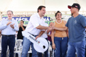 Governador Carlos Massa Ratinho Junior entraga casas em Ibiporã.
