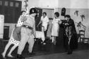 60 anos: livro que traz história e legado do Teatro de Comédia do Paraná será lançado na segunda