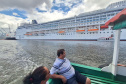 Baía dos Golfinhos: passeio é um dos  favoritos dos turistas que descem do navio de cruzeiro em Paranaguá