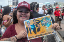 Matinhos, 31 de janeiro de 2025 - Fãs de Luan Santana chegam um dia antes do show em Caiobá. 