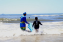 Veranistas podem fazer aulas gratuitas de bodyboarding em Matinhos e P