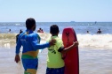Veranistas podem fazer aulas gratuitas de bodyboarding em Matinhos e P