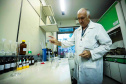Composto por três laboratórios, a estrutura do IAT faz análises regulares de amostras de água, solo, sedimentos e peixes para a identificação de contaminantes e poluentes