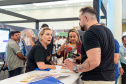  Feira de Serviços do Paraná Mais Cidades orienta gestores para acesso a programas do Estado