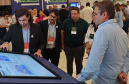 Feira de Serviços do Paraná Mais Cidades orienta gestores para acesso a programas do Estado