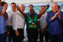 Governador entrega título de domínio da Chácara São Pedro ao município de Pontal do Paraná