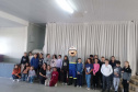 Em Rebouças, voluntários da Copel orientam estudantes sobre cuidados com a rede elétrica