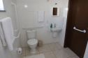 Com piscina e mobília, Ratinho Junior inaugura Condomínio do Idoso de Arapongas