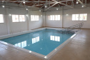 Com piscina e mobília, Ratinho Junior inaugura Condomínio do Idoso de Arapongas