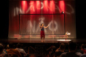  Adriana Birolli apresenta a comédia “Não!” no Guairinha 