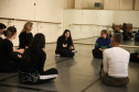 Consciência corporal: curso gratuito do Teatro Guaíra estreia com imersão teórica e prática