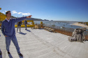 Governador Carlos Massa Ratinho Junior visita a obra da Ponte de Guaratuba.