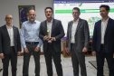 Gov - Invest Paraná recebe prêmio