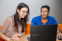 Copel abre inscrições para programa de bolsas a estudantes de Engenharia Elétrica. -  Programa Aluno Energia amplia vagas, reforça diversidade e mantém foco na redução da evasão na universidade - Na foto, Vanessa Golembioski e seu mentor o gerente do departamento de Projetos e Medição de Redes da Copel Distribuição, Rafael Radaskievicz. 