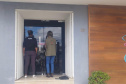 PCPR prende duas pessoas por exercício ilegal da medicina e outros crimes em Curitiba