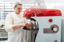 SEED - Projeto de modernização entrega lava-louças e novos equipamentos para cozinhas de escolas do Paraná