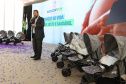 Com carrinhos e acessórios, Estado inicia distribuição inédita de 10 mil kits para mães e bebês