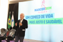 Com carrinhos e acessórios, Estado inicia distribuição inédita de 10 mil kits para mães e bebês