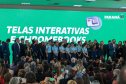 Telas interativas e chromebooks: governador entrega R$ 33,3 milhões em tecnologia a escolas