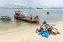 Mutirão de Limpeza das Praias da Ilha do Mel recolhe quase 11 toneladas de resíduos