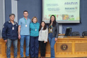 Adapar conscientiza municípios do Oeste sobre os riscos da  raiva dos herbívoros