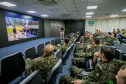 Coronéis do curso de alta administração do Exército visitam o Porto de Paranaguá