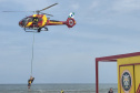 BOMBEIROS - Helicóptero Arcanjo 01 inicia prontidão no litoral após treinamento conjunto de resgate aéreo