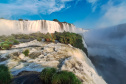 Mais de 5,8 milhões de turistas visitaram Foz do Iguaçu em 2025