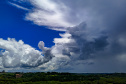 SIMEPAR - APÓS SHOW DE RAIOS NO CÉU, CHUVA DIMINUI E TEMPERATURAS SEGUEM NA GANGORRA NO PARANÁ NESTA SEMANA