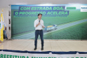 O governador em exercício Darci Piana e o secretário de Agricultura e Abastecimento, Márcio Nunes, assinam nesta sexta-feira (20) a liberação de R$ 34,8 milhões para pavimentação de duas estradas rurais de Roncador