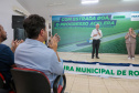 O governador em exercício Darci Piana e o secretário de Agricultura e Abastecimento, Márcio Nunes, assinam nesta sexta-feira (20) a liberação de R$ 34,8 milhões para pavimentação de duas estradas rurais de Roncador