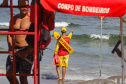 Bombeiros reforçam segurança para shows do Verão Maior Paraná na Ilha do Mel e orientam banhistas