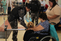 SESA - Hospital de Reabilitação inicia projeto de terapia com cães da Polícia Militar