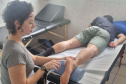 Preparação de atletas: trabalho de fisioterapia é apoio precioso para performance de bailarinos do Teatro Guaíra