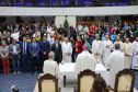 O governador Carlos Massa Ratinho Junior participa nesta terça-feira (26) da sessão solene em Homenagem da Assembleia Legislativa do Estado do Paraná às lideranças religiosas da Igreja Católica e à Conferência Nacional dos Bispos do Brasil – Regional Sul 2