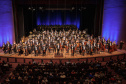 Orquestra Sinfônica do Paraná celebra 41 anos com concerto dedicado a grandes compositores brasileiros