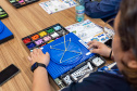 Educação adquire 120 kits para ensino de Matemática para alunos com deficiência visual