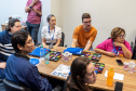 Educação adquire 120 kits para ensino de Matemática para alunos com deficiência visual