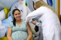 Após incorporar vacina para gestantes, Paraná registra queda de 83,5% nos internamentos de bebês