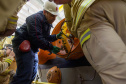 Cadetes do Corpo de Bombeiros fazem treinamento sobre produtos perigosos na Sanepar