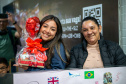 SEED - Ganhando o Mundo: abraços e reencontros marcam a volta de 25 alunos do Reino Unido
