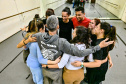 Teatro Guaíra oferece curso gratuito de técnicas corporais para artistas do movimento"