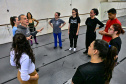 Teatro Guaíra oferece curso gratuito de técnicas corporais para artistas do movimento"